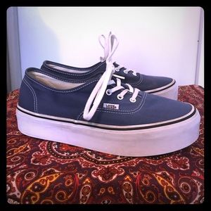 Women’s Old skool blue platform vans